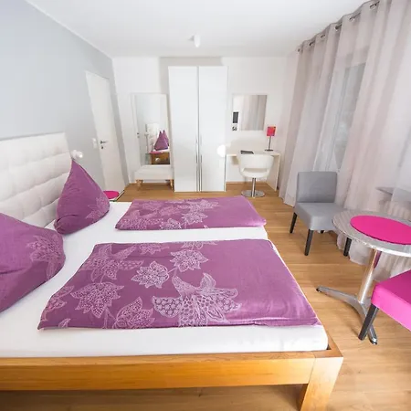 Gaestehaus-weingut Loersch Vendégház