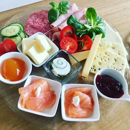 Gaestehaus-weingut Loersch Πανσιόν Leiwen