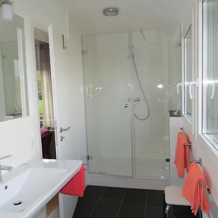 Gaestehaus-weingut Loersch ライヴェン