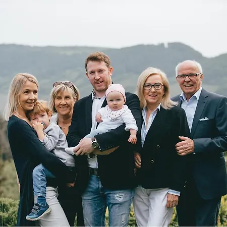 Gaestehaus-weingut Loersch Πανσιόν 3*