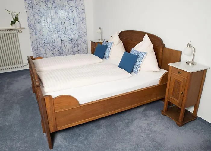 Gaestehaus-weingut Loersch 3*