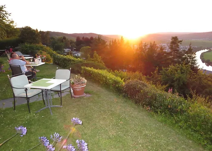 Gaestehaus-weingut Loersch 3*