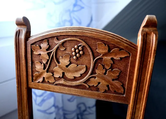 Gaestehaus-weingut Loersch Penzion Leiwen